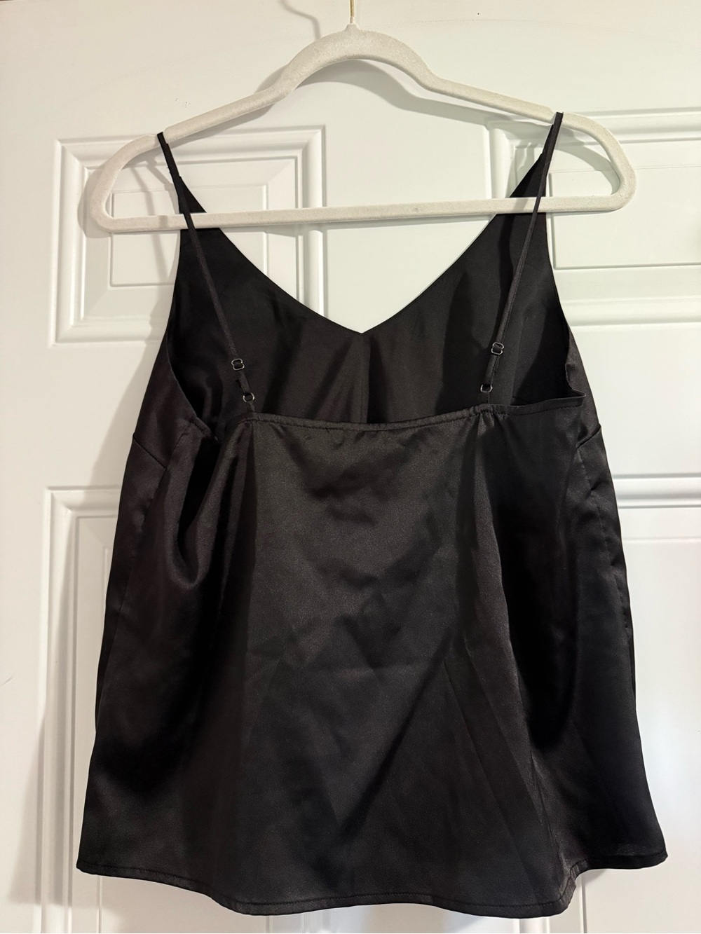 52. Banana Republic Black Satin V-Neck Cami Small Petite - Picture 2 of 4